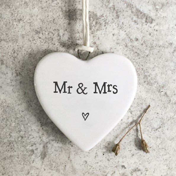 Small Porcelain Heart. 'Mr & Mrs'