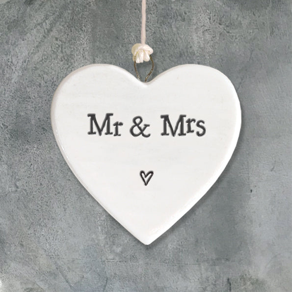 Small Porcelain Heart. 'Mr & Mrs'