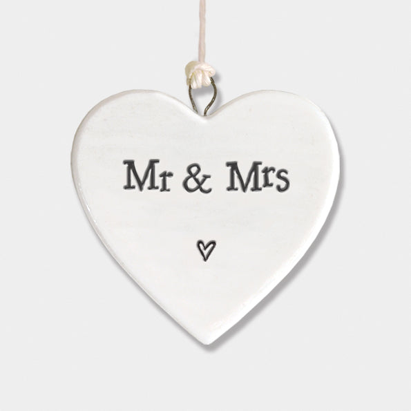 Small Porcelain Heart. 'Mr & Mrs'